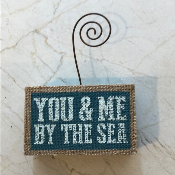 Picture holder - Picture 1 of 2